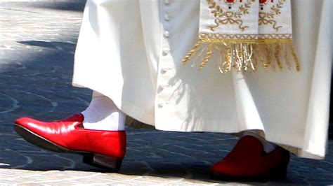 pape souliers prada